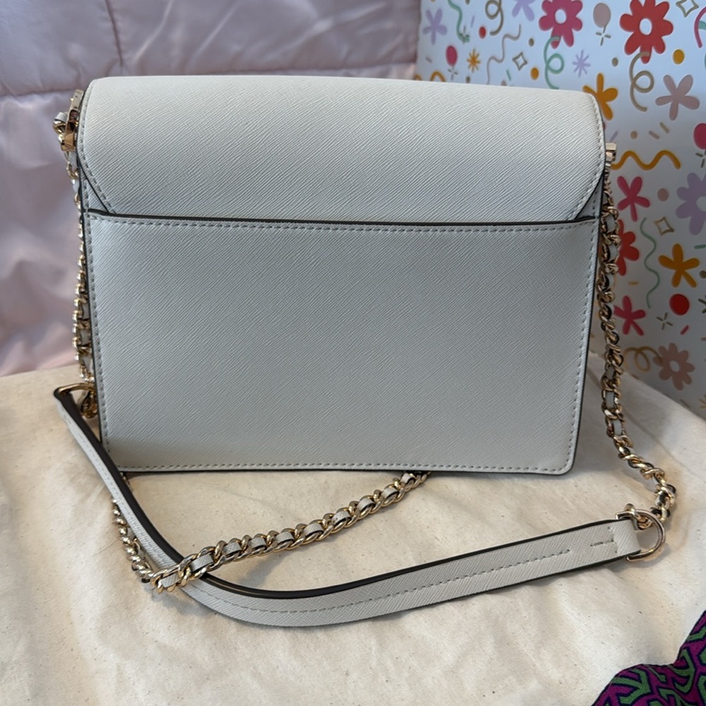 Tory Burch Cream EUC Purse - Picture 4 of 7
